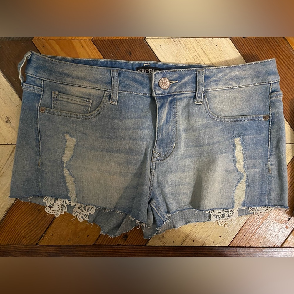 Express Low Rise Distressed Shortie